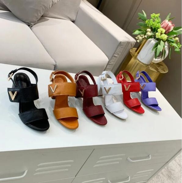 casual shoes designer women sandals luxury double leather buckle thick heel high summer fashion sexy, Black
casual shoes designer women sandals luxury double leather buckle thick heel high summer fashion sexy, Black