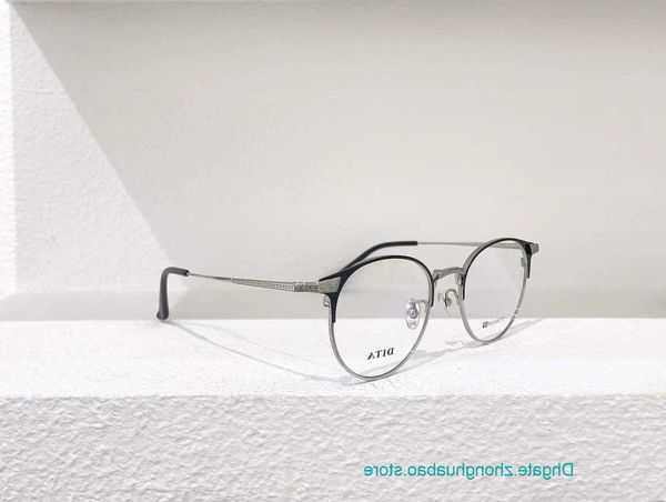 dita sunglasses for sale womens pure titanium dita eyeglass frame dtx829 mens model can be paired with high degree myopia glasses t iota, White;black
dita sunglasses for sale womens pure titanium dita eyeglass frame dtx829 mens model can be paired with high degree myopia glasses t iota, White;black