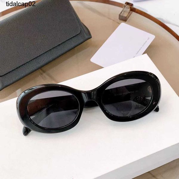 new arc de triomphe sunglasses oval french high street ce home white cat's eye sunglasses female, White;black
new arc de triomphe sunglasses oval french high street ce home white cat's eye sunglasses female, White;black