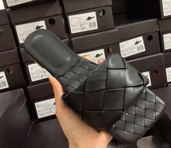 casual shoes square low heel woman sandals 2023 summer weave open toe fashion women leather outside baech size 35-43, Black
casual shoes square low heel woman sandals 2023 summer weave open toe fashion women leather outside baech size 35-43, Black