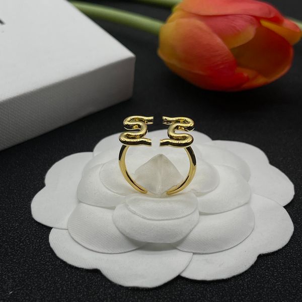 celi shape frame large ring in brass with gold finish simple fashion designer gold ring classic hiphop style, Silver
celi shape frame large ring in brass with gold finish simple fashion designer gold ring classic hiphop style, Silver