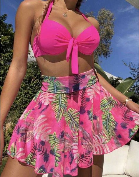 2023 new summer women 3pcs bikini set halter lace up bra with briefs leaves print pleated mini skirts bathing suit swimsuit, White
2023 new summer women 3pcs bikini set halter lace up bra with briefs leaves print pleated mini skirts bathing suit swimsuit, White