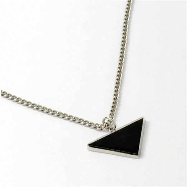 luxurys personality clavicle chain sale pendant necklaces for man woman fashion inverted triangle letter designers brand jewelry trendy 38ac, Silver
luxurys personality clavicle chain sale pendant necklaces for man woman fashion inverted triangle letter designers brand jewelry trendy 38ac, Silver