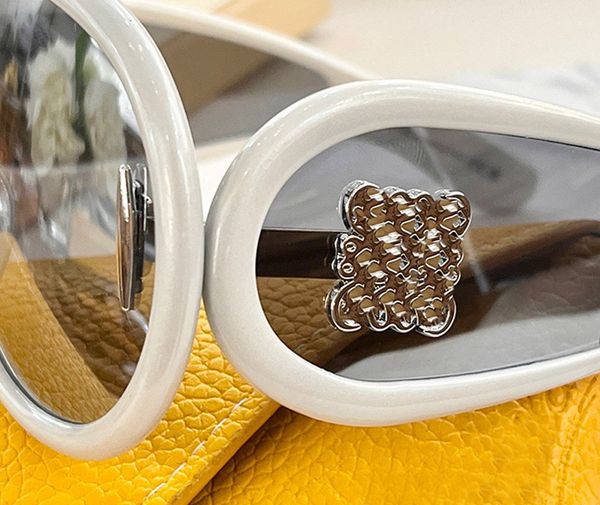 622s sunglasses lw40108i silver lens oval large frame glasses womens designer acetate fiber mask sunglasses casual shiny glasses, White;black
622s sunglasses lw40108i silver lens oval large frame glasses womens designer acetate fiber mask sunglasses casual shiny glasses, White;black