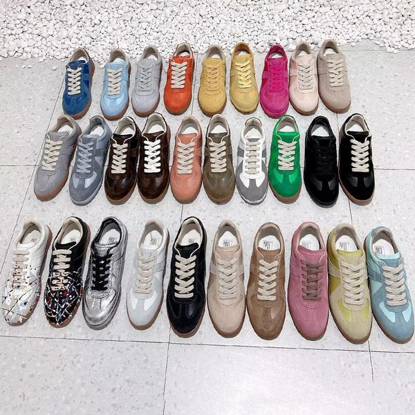 2023 maison casual shoes stitching german training luxury designer tennis shoe camouflage leather for men women camouflage sneakers size 35-, Black
2023 maison casual shoes stitching german training luxury designer tennis shoe camouflage leather for men women camouflage sneakers size 35-, Black