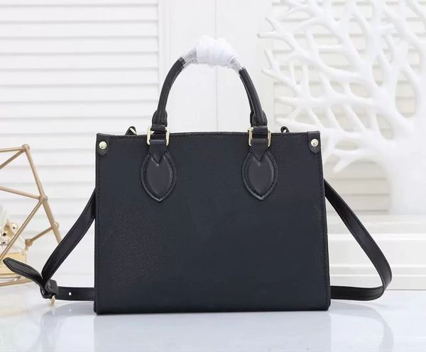 2023 fashion onthego women luxurys designers bags pu leather handbag twist cosmetic messenger shopping shoulder bag totes card wallet, Black;red
2023 fashion onthego women luxurys designers bags pu leather handbag twist cosmetic messenger shopping shoulder bag totes card wallet, Black;red