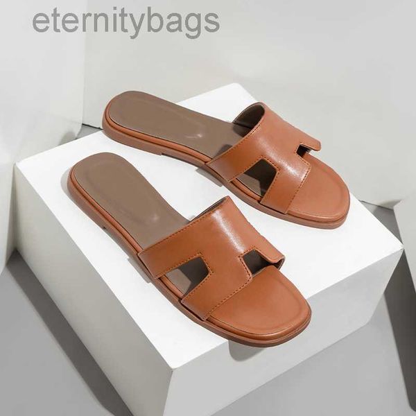 designer casual slippers shoes trainer women sandals flat shoe flip-flops classic fashion leather women's slidesflat women's shoes, Black
designer casual slippers shoes trainer women sandals flat shoe flip-flops classic fashion leather women's slidesflat women's shoes, Black