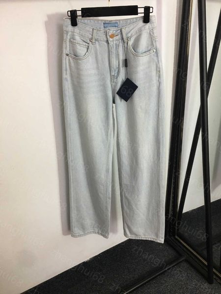 23ss denim jeans designer women jeans straight jeans womens pants alphabet color combination back pocket wash made old denim trousers womens, Blue
23ss denim jeans designer women jeans straight jeans womens pants alphabet color combination back pocket wash made old denim trousers womens, Blue