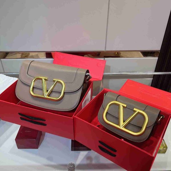 rivet bag luxurys v-bag fashion small outdoor square bag classic solid shoulder crossbody big 9dls
rivet bag luxurys v-bag fashion small outdoor square bag classic solid shoulder crossbody big 9dls