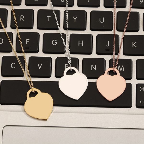luxury designer couple gold heart necklace womens stainless steel rose19mm pendant gifts for male wholesale, Silver
luxury designer couple gold heart necklace womens stainless steel rose19mm pendant gifts for male wholesale, Silver