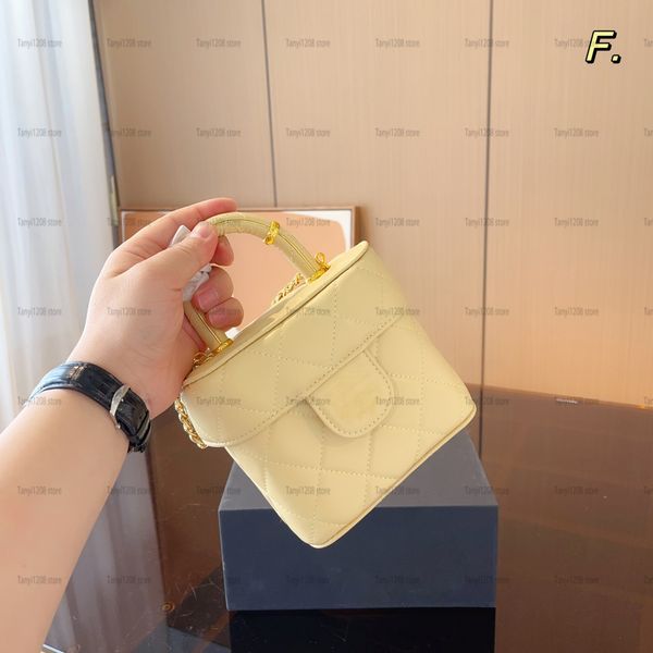 2023 channel designer bags women luxury mini vanity bag real leather shoulder bags cute flap cross body bags small designers tote bag quilte
2023 channel designer bags women luxury mini vanity bag real leather shoulder bags cute flap cross body bags small designers tote bag quilte