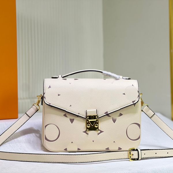 luxury designer shoulder women's fashion crossbody designer women's handbag shoulder classic conformation shoulder purse shoulder
luxury designer shoulder women's fashion crossbody designer women's handbag shoulder classic conformation shoulder purse shoulder