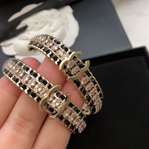 designers luxury brand letters ccity stud classic retro women earring wedding party crystal tassel earrings woman jewerlry 4120, Golden;silver
designers luxury brand letters ccity stud classic retro women earring wedding party crystal tassel earrings woman jewerlry 4120, Golden;silver