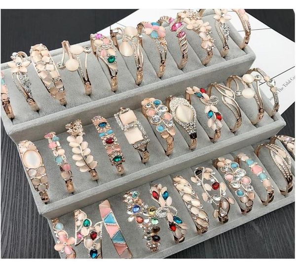 charm bangle bracelet rose gold silver mix different styles whole cat eye gem rhinestone jewelry korean fashion quality bracel1227729, Golden;silver
charm bangle bracelet rose gold silver mix different styles whole cat eye gem rhinestone jewelry korean fashion quality bracel1227729, Golden;silver