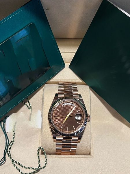 new watch strap luxury wristwatch 18k rose gold chocolate motif dial 40mm movement 904l automatic mens bracelet waterproof men's watche, Slivery;golden
new watch strap luxury wristwatch 18k rose gold chocolate motif dial 40mm movement 904l automatic mens bracelet waterproof men's watche, Slivery;golden