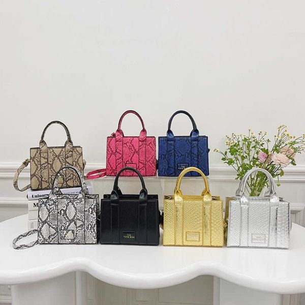 the tote bag designer handbag women beach bag casual large leather shopping shoulder messenger bags luxury totes bags 230601
the tote bag designer handbag women beach bag casual large leather shopping shoulder messenger bags luxury totes bags 230601
