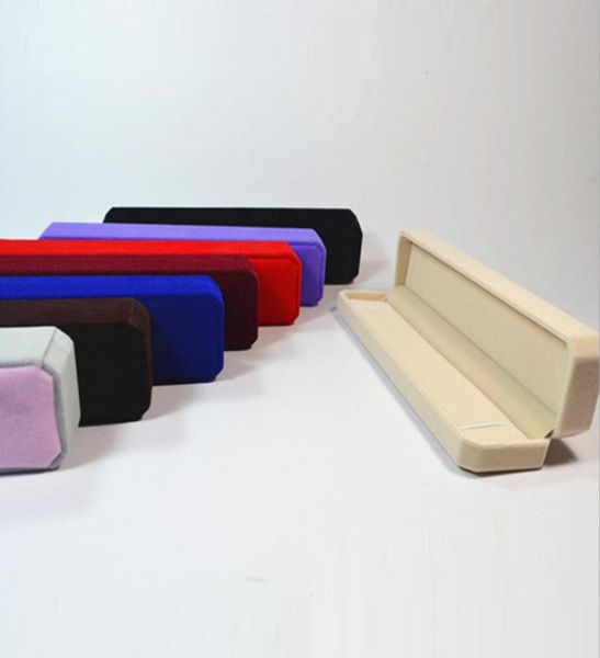 velvet jewelry boxes 22524cm bracelets bangle box packing cajas de regalo gift box caixas para presente whole 0039pack2450426, Black;white
velvet jewelry boxes 22524cm bracelets bangle box packing cajas de regalo gift box caixas para presente whole 0039pack2450426, Black;white