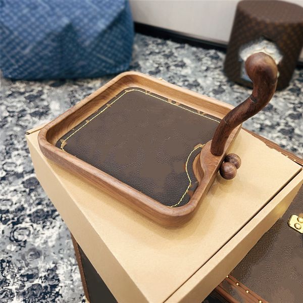 ilivi monogram handmade cat tail storage tray collectable leather north american black walnut wood classic retro fashion gift
ilivi monogram handmade cat tail storage tray collectable leather north american black walnut wood classic retro fashion gift