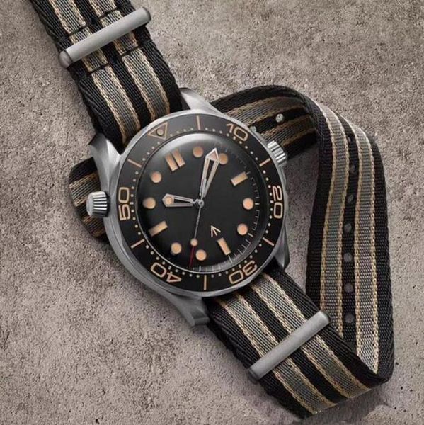 Luxury Automatic Mechanical Eta2813 Movement Stainless Steel Canvas No Time to Men Watch Skyfall Limited High-end top quality luxury watch fashion accessories
Luxury Automatic Mechanical Eta2813 Movement Stainless Steel Canvas No Time to Men Watch Skyfall Limited High-end top quality luxury watch fashion accessories