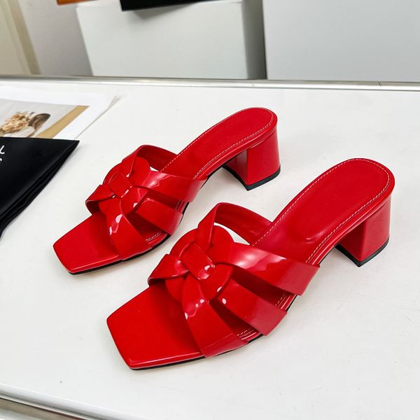 summer new flat head leather mid heel thick heel indoor womens slippers luxury designer high sense versatile womens sandals sizes 35-43+box, Black
summer new flat head leather mid heel thick heel indoor womens slippers luxury designer high sense versatile womens sandals sizes 35-43+box, Black