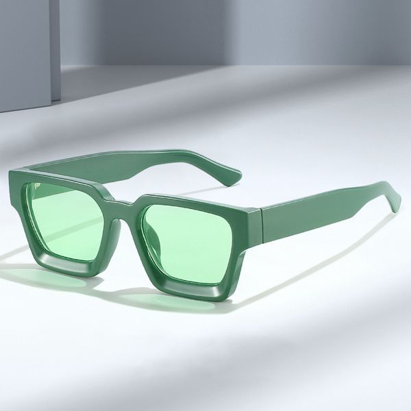 new thick frame sunglasses trend square frame glasses personality large frame sunglasses, White;black
new thick frame sunglasses trend square frame glasses personality large frame sunglasses, White;black