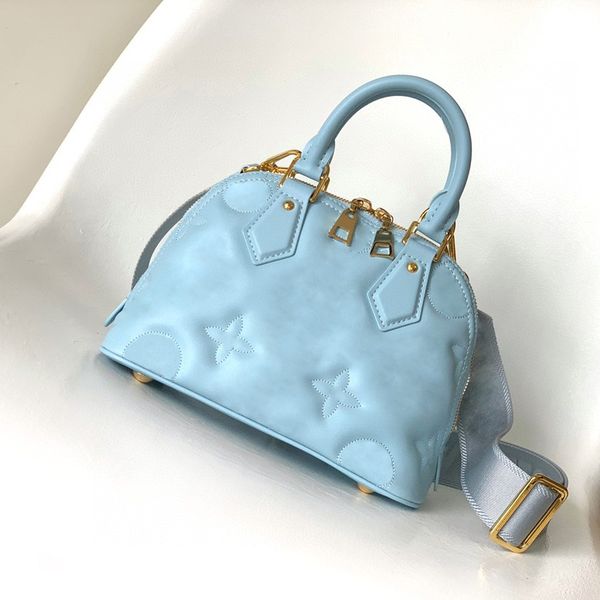 crossbody bag designer bag womens portable large capacity handbag embroidered embossed shell bag solid color leather shoulder bag #59822
crossbody bag designer bag womens portable large capacity handbag embroidered embossed shell bag solid color leather shoulder bag #59822