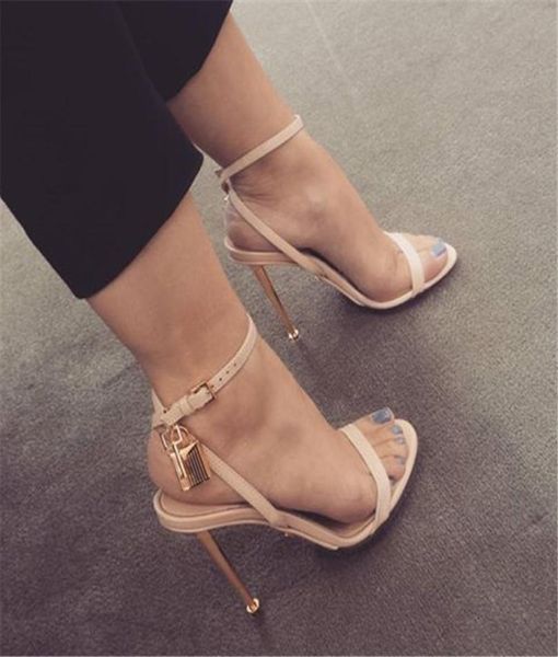 brand women fashion open toe one strap gold metal stiletto heel lock design sandals ankle strap high heel sandals club shoes7031339, Black
brand women fashion open toe one strap gold metal stiletto heel lock design sandals ankle strap high heel sandals club shoes7031339, Black