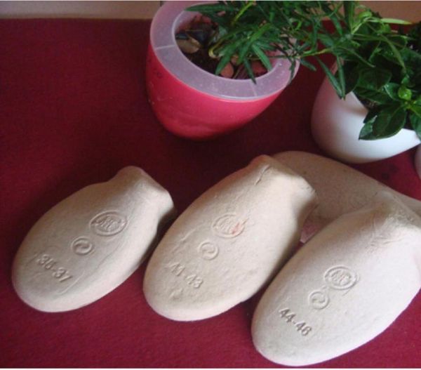 shoes shields sneaker increase support avoid wrinkled fold toe cap sport ball shoe head stretcher running basketball football shoe5081692, White;pink
shoes shields sneaker increase support avoid wrinkled fold toe cap sport ball shoe head stretcher running basketball football shoe5081692, White;pink