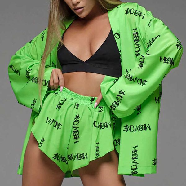 pyjamas new women letter print pajamas set satin soft casual sleep robe with belt+shorts two pieces suit woman matching sets sleepwear j2306, Red;black
pyjamas new women letter print pajamas set satin soft casual sleep robe with belt+shorts two pieces suit woman matching sets sleepwear j2306, Red;black