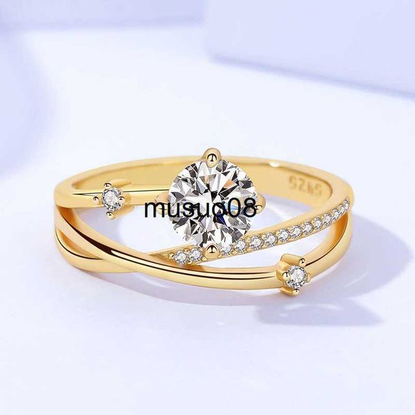 band rings real moissanite ring for women round cut 4 claw yellow gold color sparkling diamond unique design graceful j230602, Silver
band rings real moissanite ring for women round cut 4 claw yellow gold color sparkling diamond unique design graceful j230602, Silver