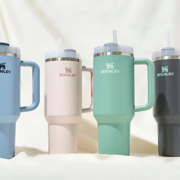 stanley quencher h2.0 40oz tumblers cups with handle insulated car mugs with lids and straws stainless steel coffee termos tumbler with logo
stanley quencher h2.0 40oz tumblers cups with handle insulated car mugs with lids and straws stainless steel coffee termos tumbler with logo