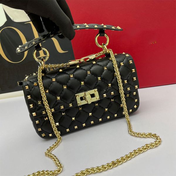 luxury brand leather sheepskin handbag chain shoulder bag women's fashion designer bag embellished riveted crossbody bag classic women&
luxury brand leather sheepskin handbag chain shoulder bag women's fashion designer bag embellished riveted crossbody bag classic women&