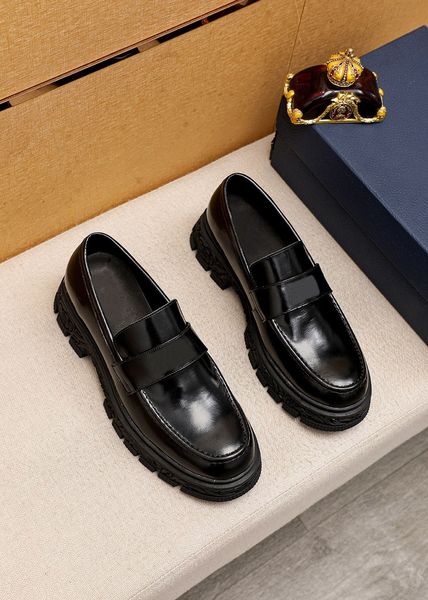 2023 men classic genuine leather fashion dress shoes wedding party business flats mens trainers casual loafers size 38-45, Black
2023 men classic genuine leather fashion dress shoes wedding party business flats mens trainers casual loafers size 38-45, Black