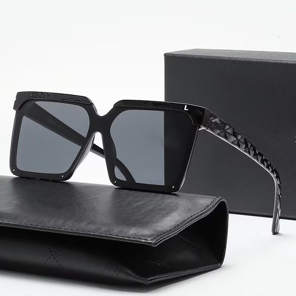 2023luxury sunglasses brand designer for men and women summer sunshade glasses classic vintage anti-uv cycling driving eyewear high quality, White;black
2023luxury sunglasses brand designer for men and women summer sunshade glasses classic vintage anti-uv cycling driving eyewear high quality, White;black