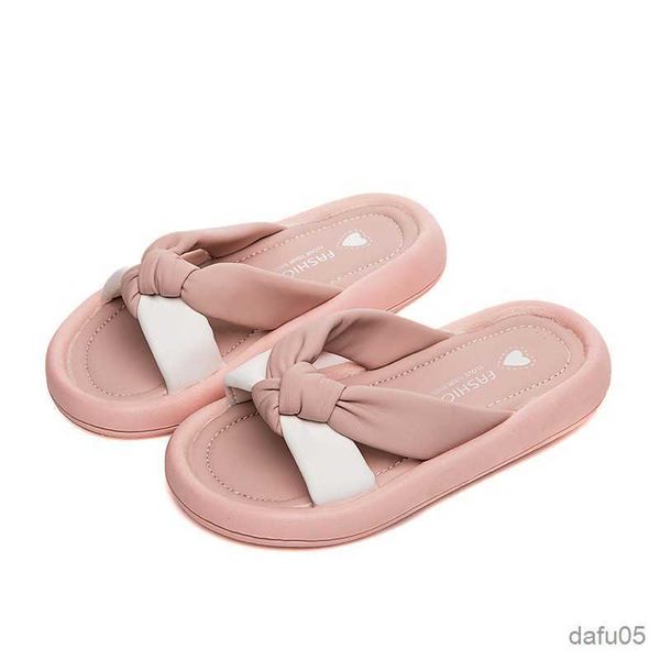 slipper summer children' girl princess bow leather slippers for girls baby wearing sandals at home and abroad leisure comfort, Black;grey
slipper summer children' girl princess bow leather slippers for girls baby wearing sandals at home and abroad leisure comfort, Black;grey