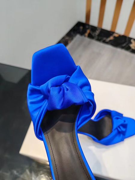 genuine leather outsole sandals designer metal heel 9.5cm slippers women's versatile dress shoes classic knot 35-42, Black
genuine leather outsole sandals designer metal heel 9.5cm slippers women's versatile dress shoes classic knot 35-42, Black