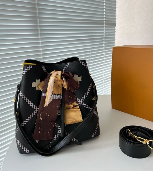 designer bag womens neonoe bucket bags luxury shoulder bags louiseits embossing handbag purse viutonits crossbody handbags tote m45497 scarv
designer bag womens neonoe bucket bags luxury shoulder bags louiseits embossing handbag purse viutonits crossbody handbags tote m45497 scarv