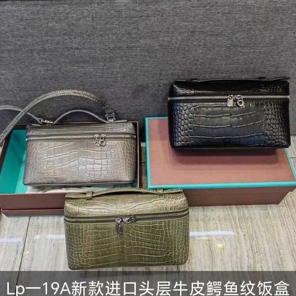 loro piana bag lp girls' heart classic bag l19 lunch box bag women's one shoulder crossbody handheld carrying bag crocodile patter
loro piana bag lp girls' heart classic bag l19 lunch box bag women's one shoulder crossbody handheld carrying bag crocodile patter