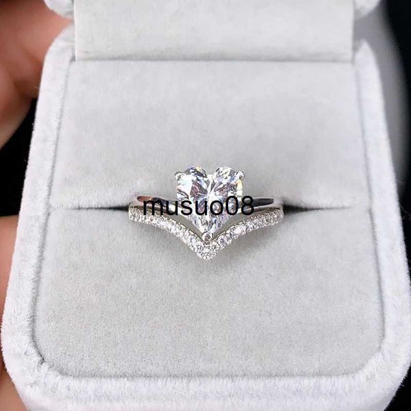 band rings delicate silver color white zircon stones heart rings for women fashion bridal engagement wedding ring set jewelry gift j230602
band rings delicate silver color white zircon stones heart rings for women fashion bridal engagement wedding ring set jewelry gift j230602
