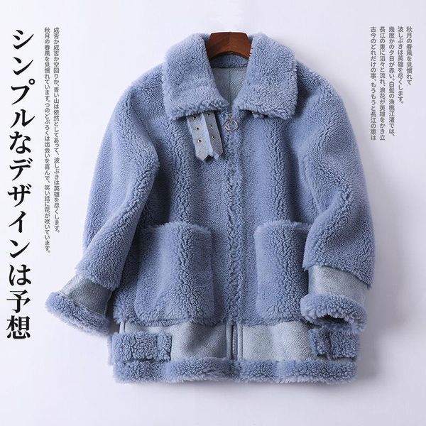 fur women 2023 winter new real fur coat female genuine sheep shearing jacket lady natural loose granular sheep short outerwear c130, Black
fur women 2023 winter new real fur coat female genuine sheep shearing jacket lady natural loose granular sheep short outerwear c130, Black