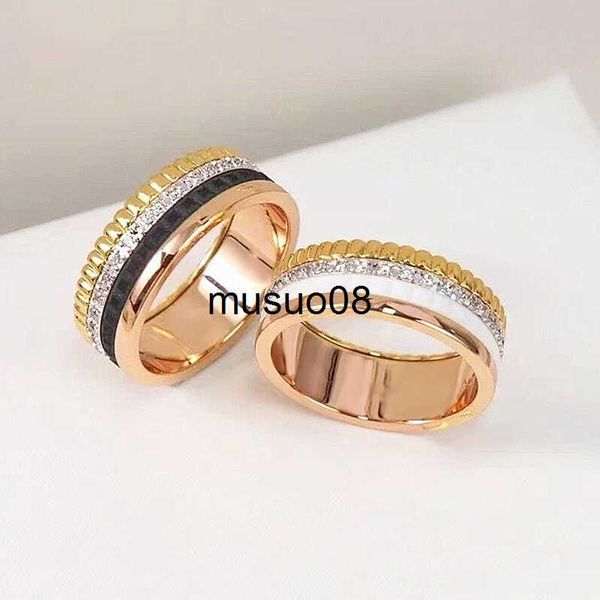 band rings european high-grade jewelry 925 sterling silver rotary gear ring women's fashion luxury brand lovers party gift j230602
band rings european high-grade jewelry 925 sterling silver rotary gear ring women's fashion luxury brand lovers party gift j230602