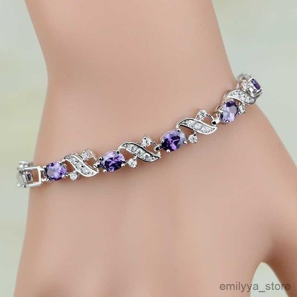charm bracelets exquisite and simple inlaid zircon metal bracelet ladies sweet date birthday wedding gift jewelry gift, Golden;silver
charm bracelets exquisite and simple inlaid zircon metal bracelet ladies sweet date birthday wedding gift jewelry gift, Golden;silver