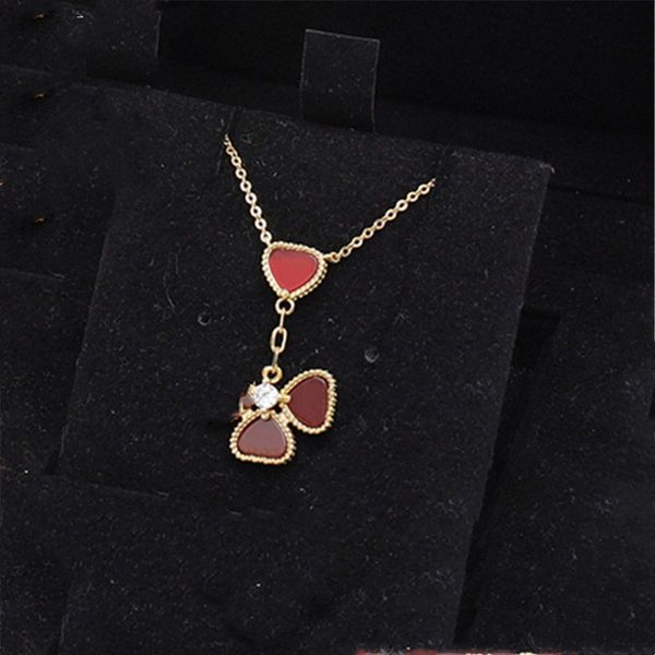 accessories designer lucky four leaf clover necklace clavicle chain pendant valentine's day gift matching clavicle light luxury gift ve, Golden;silver
accessories designer lucky four leaf clover necklace clavicle chain pendant valentine's day gift matching clavicle light luxury gift ve, Golden;silver