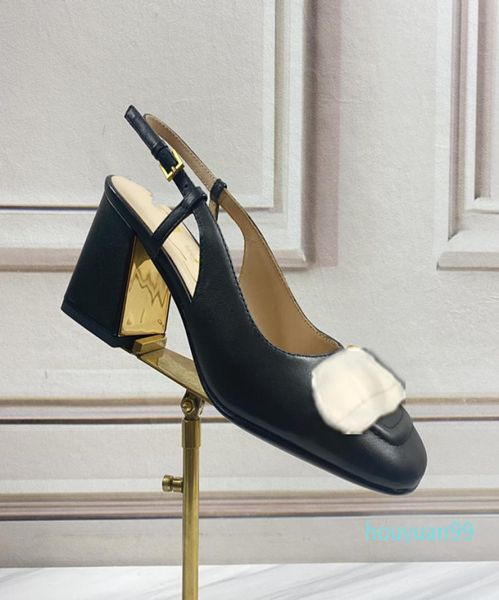 2021 latest fashion chain women039s leather thick heeled shoes summer high heeled shoes women039s party shoes 75cm8678275, Black
2021 latest fashion chain women039s leather thick heeled shoes summer high heeled shoes women039s party shoes 75cm8678275, Black