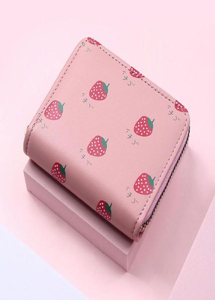 wallets 2022 women short cartoon strawberry leather ladies money purses female card holder small coin bags girls gift4207669, Red;black
wallets 2022 women short cartoon strawberry leather ladies money purses female card holder small coin bags girls gift4207669, Red;black