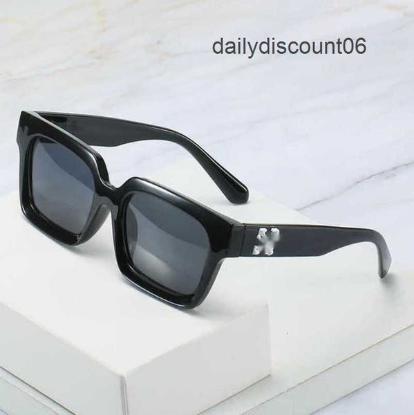 offs luxury frames fashion sunglasses brand men women sunglass arrow x black frame eyewear trend hip hop square sunglasse sports travel sun, White;black
offs luxury frames fashion sunglasses brand men women sunglass arrow x black frame eyewear trend hip hop square sunglasse sports travel sun, White;black