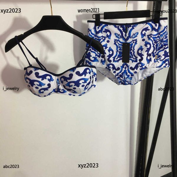 luxury designer womens bikini one piece swimsuit beach swimwear size s-xl 2pcs blue and white porcelain floral print bra and briefs, White;black
luxury designer womens bikini one piece swimsuit beach swimwear size s-xl 2pcs blue and white porcelain floral print bra and briefs, White;black