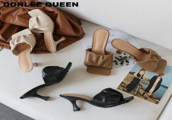 2020 new design square toe thin high heel slippers women sandals fashion slip on slides summer shoe mule pleated massage outsole x9332266, Black
2020 new design square toe thin high heel slippers women sandals fashion slip on slides summer shoe mule pleated massage outsole x9332266, Black
