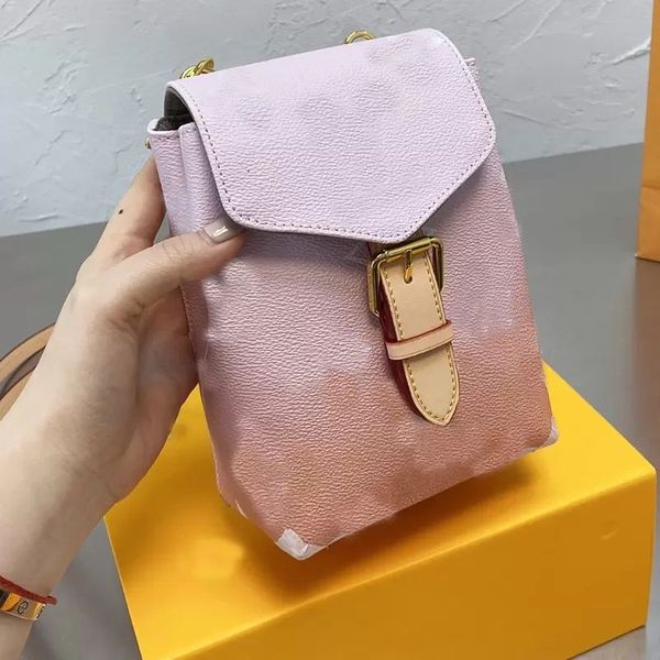 2023 mini backpack shoulder bags women handbags purse fashion letter gradient color golden hasp backpacks hand cluth bag wallets satchels, Black;red
2023 mini backpack shoulder bags women handbags purse fashion letter gradient color golden hasp backpacks hand cluth bag wallets satchels, Black;red