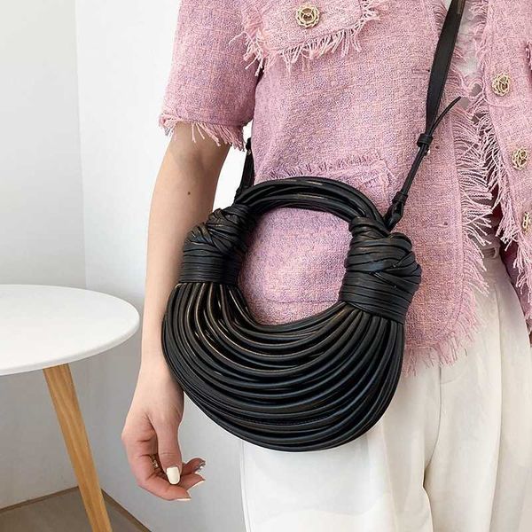 personality leather women clutch bag female bolsa line handbags 2023 feminina underarm fashion sac a main femme
personality leather women clutch bag female bolsa line handbags 2023 feminina underarm fashion sac a main femme